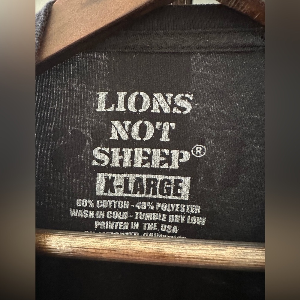 LIONS NOT SHEEP OG Black Graphic Tee - Picture 3 of 4